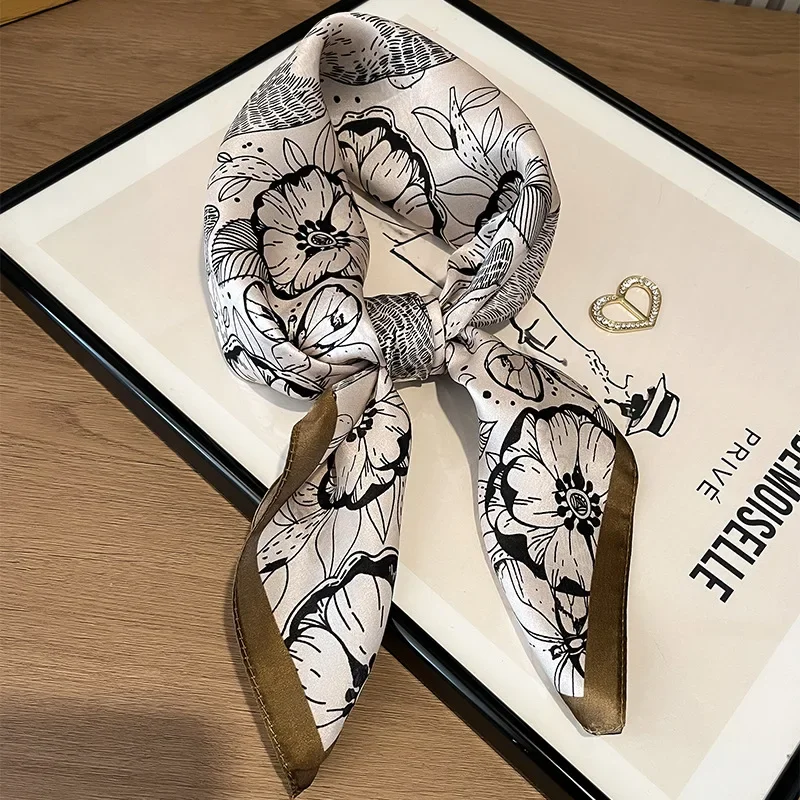 100% シルクスクエア女性のための古典的なスカルプリントバ - Shawl Wrap Winter のレビューと価格