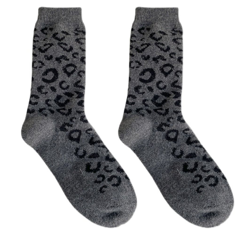 高弾性サーマルウールソックス レオパード柄 ミドル丈 厚手  - Thermal Sock Wool のレビューと価格